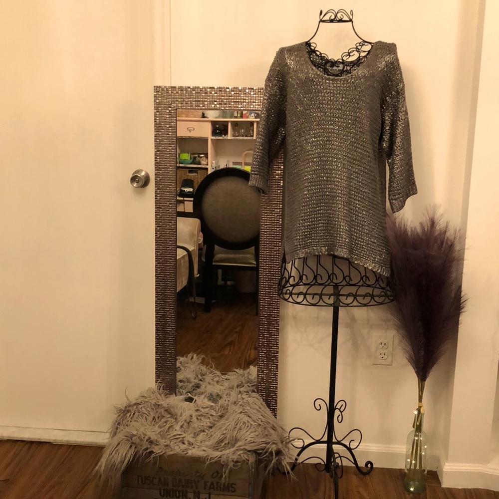 Jennifer Lopez metallic knit open weave sweater PM